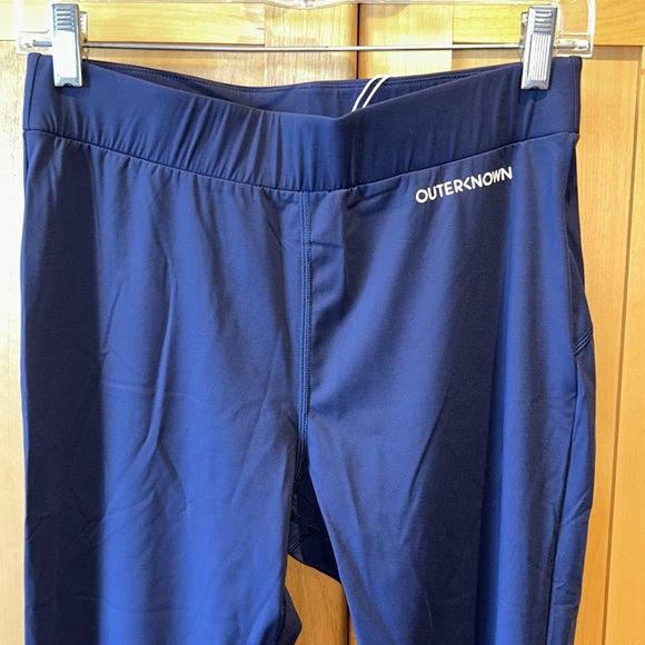 NWT OUTERKNOWN 7/8 active leggings M - Picture 3 of 7